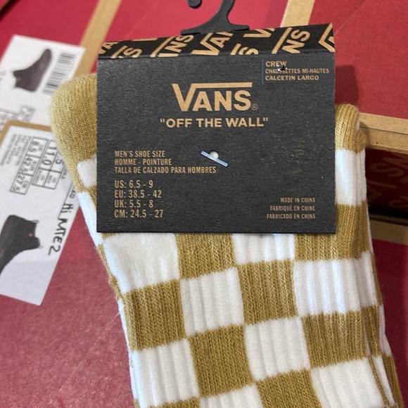 VANS "Off The Wall" socks Checkerboard
NWT (1 pair) - Picture 15 of 16